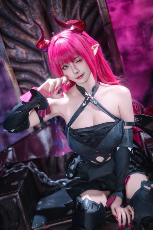 Cosplay｜碧蓝航线 梅克伦堡@Momoko葵葵-星海博客测试站