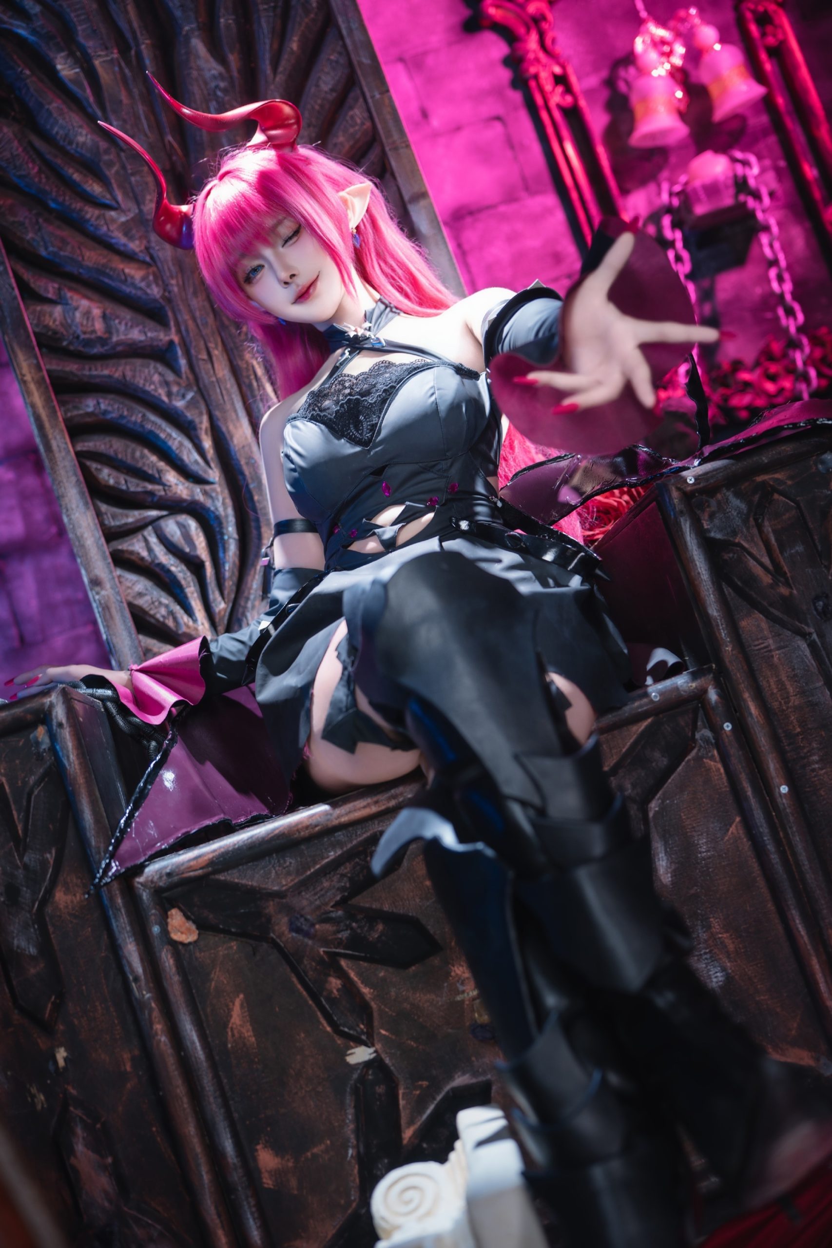 图片[4]-Cosplay｜碧蓝航线 梅克伦堡@Momoko葵葵-星海博客测试站